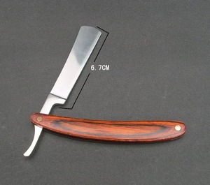 Navaja de afeitar plegable J2 de acero inoxidable aceptada con logotipo personalizado con mango de madera, maquinilla de afeitar de barbero de borde recto - Product Image 4