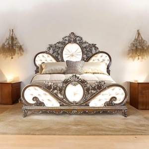 Cama Queen de Lujo Estilo Moderno de Mediados de Siglo, con Estructura de Madera de Teca Europea, Tapicería Acolchada Color Crema Extensible, Acabado en Cerezo, Muebles de Dormitorio - Product Image 1