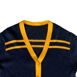 Diseña tu Propio Suéter de Punto para Hermandad, Suéteres de Punto con Cuello en V, Ropa de Alta Calidad - Product Image 2