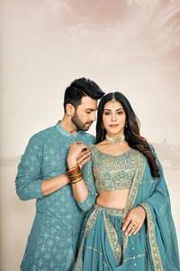 Lehenga Choli en filet bleu traditionnel de luxe fabriqué à la main avec chemisier à manches longues et Dupatta à séchage rapide pour une tenue de fête - Product Image 5