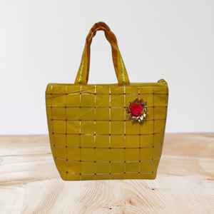 Púrpura para bolso de seda tradicional étnico con cierre de cremallera para uso en exteriores - Product Image 4