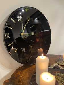 Horloge murale en résine de quartz design avec incrustation en bois, affichage à aiguilles, mouvement silencieux, décoration moderne pour usage résidentiel et commercial - Product Image 5