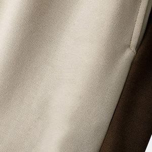 Venta al por mayor de pantalones cortos para hombre con decoración Vintage transpirable tela ligera cintura elástica-para gimnasio correr y relajación en casa - Product Image 5