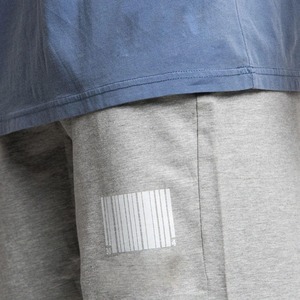 เสื้อยืดชายกระโปรงแขนสั้นทรงหยดน้ำสำหรับผู้ชายแฟชั่นดีไซน์ใหม่ - Product Image 5