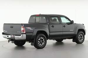 TOYOTA TACOMA TRD OFF-ROAD DOBLE CABINA 4X4 USADA, 2010, CON VOLANTE A LA IZQUIERDA/DERECHA - Product Image 3
