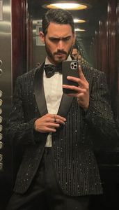 BORDADO CON ESTILO EN BLAZER NEGRO, CAMISA BLANCA Y PANTALÓN TRAJES DE ESMOQUIN CON TELAS DE ALTA CALIDAD PARA FIESTA/BODA @ 2024 - Product Image 2