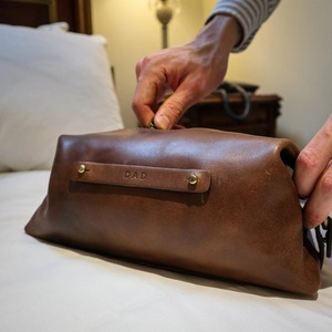 Good Quality Men's <b>Kits</b> Vintage Waterproof <b>Shaving</b> Bag Custom Logo Leather Handle Zipper Closure TYG-0063 - Product Image 3