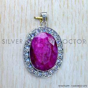 Pendentif en argent sterling 925 pur avec pierre précieuse rubis ovale traditionnelle, joli bijou bohème et pendentif de charme pour elle - Product Image 4