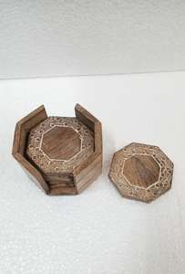 Dessous de verre en bois de noyer durables faits à la main Tapis et tampons esthétiques pour boissons - Product Image 3