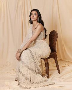 Calidad Premium Faux Georgette Pallu Moti encaje borde bordado trabajo volante y espejo Real trabajo a mano para ropa de fiesta de boda - Product Image 3