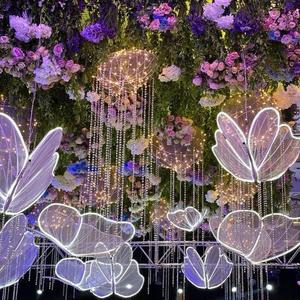 Magnifiques et attrayantes guirlandes de fleurs de souci artificielles avec papillon et lumières pour la décoration de scène lors de mariages indiens - Product Image 3