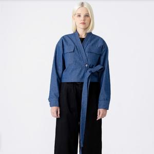 Abrigo de manga larga de mezclilla azul para mujer, chaqueta holgada a cuadros, decoraciones de bolsillo, estilo informal de otoño, transpirable, ligero, estilo de cintura media - Product Image 3