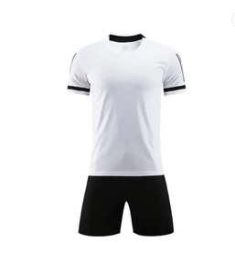 Proveedor de Fábrica en Línea, Camiseta de Fútbol, Uniforme Deportivo, 100% Poliéster, Diseño de Manga Corta - Product Image 4