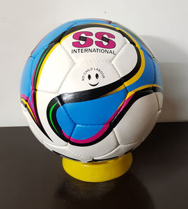 Ballon de football en PU 5 avec logo personnalisé en gros, taille officielle, pour l'entraînement et les matchs, emballage personnalisé - Product Image 2