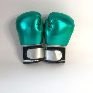 Gants de boxe de combat en cuir PU brillant professionnel de haute qualité pour les arts martiaux et l'entraînement - Product Image 3