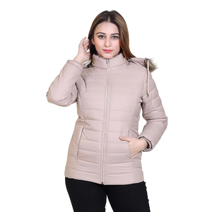 Vestes pour femmes col haut manches longues coupe régulière fermeture à boutons fabriquées avec confort pour un usage quotidien - Product Image 1