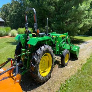 Pour tracteur John pour Deere 5045D avec livraison rapide fiabilité garantie composants de base-pompe et boîte de vitesses pour l'exploitation agricole - Product Image 6
