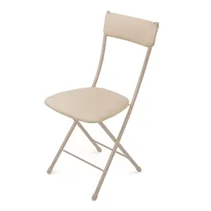 Cadeira dobrável de alta qualidade com um assento macio feito de couro ecológico texturizado para a sala de cozinha ou casa de campo