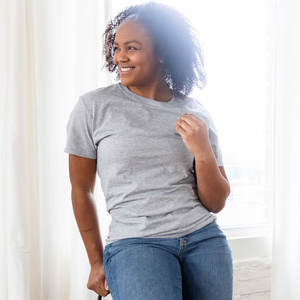 Camiseta de Cuello Redondo de Algodón Orgánico Peinado para Adultos - Product Image 1