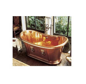 Baignoire en cuivre artisanale avec vernis antique et bords lisses pour une ambiance chaleureuse et luxueuse dans la salle de bain - Product Image 4