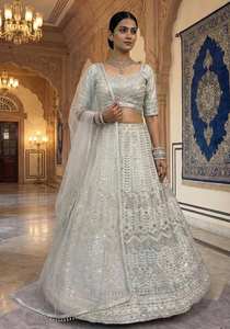 Lehenga Choli de mariée de qualité supérieure avec dupatta pour les tenues de mariage, réception, mehendi et sangeet, disponible à prix d'exportation - Product Image 5