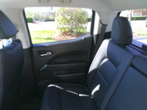 รถมือสองสภาพดี ปี 2022 GM C Canyon 4WD AT4 พร้อมเบาะหนัง - Product Image 6