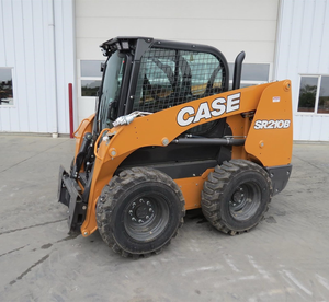 Minicargadora de servicio pesado Case SR210B, equipo de construcción compacto en stock con precio mayorista y entrega inmediata - Product Image 1