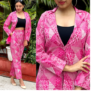 Blazers y pantalones cambric de algodón floral Rosa hechos a medida conjunto con forro interior en Blazers con 2 botones para cierre - Product Image 1