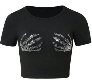 T-shirts courts pour femmes, style mixte, marque personnalisée en gros, t-shirt court pour femmes avec détails en strass, motif main squelette - Product Image 1