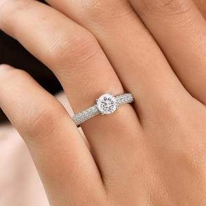 Bague de fiançailles romantique en or blanc massif 14 carats avec diamant de laboratoire et perle, plaqué rhodium, bijoux pour anniversaire de mariage et fête - Product Image 3