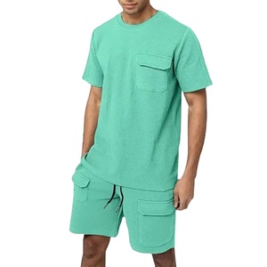 Conjunto de camiseta y pantalones cortos con bolsillos cargo para hombre, último diseño, informal, de verano, conjunto de dos piezas, venta al por mayor, logotipo personalizado - Product Image 4