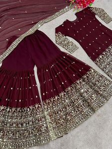 مجموعة أعمال تطريز هندية جاهزة من شارارا كورتي ، قماش جورجيت ، مصمم باكستاني-3 طقم - Product Image 3