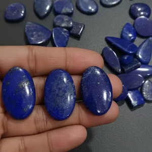 Cabochon de lapis-lazuli naturel de qualité supérieure, couleur bleue, pierre précieuse pour la fabrication artisanale de cabochons de lapis-lazuli, lisses et semi-précieux - Product Image 1