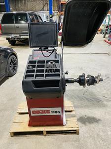 Balanceadora de Ruedas Guiada por Láser Coats 1185 |   Máquina Automática Digital para Equilibrar Neumáticos para Garaje y Taller - Product Image 2