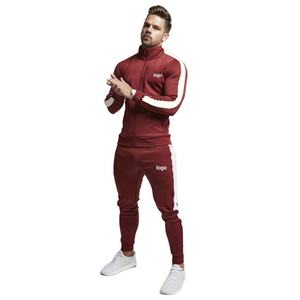 Conjunto de chándal para hombre al por mayor con logotipo personalizado para gimnasio o fitness, chándal de diseño personalizado de algodón y poliéster cómodo - Product Image 1