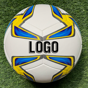 Tailles personnalisables Ballon de football en cuir PU Football d'entraînement personnalisé avec logo cousu à la machine pour l'entraînement - Product Image 5