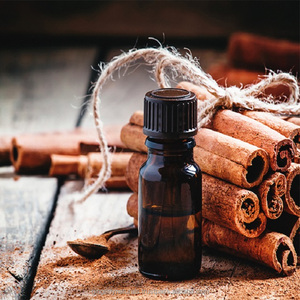 Huile de cannelle de qualité supérieure en vrac - Product Image 2