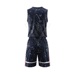 Uniforme de baloncesto personalizado de alta calidad para hombre, jersey de malla de secado rápido reversible al por mayor, ropa deportiva transpirable - Product Image 2