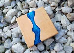 Posavasos de Resina Natural Hecho a Mano con Madera de Acacia y Madera de Mango que Combinan Encanto Rústico y Diseño Moderno de Resina - Product Image 3