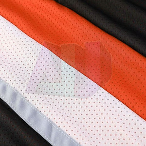 Tenues de basket-ball de haute qualité, respirantes, en tissu 100% polyester, légères, évacuant l'humidité, conçues pour un confort maximal - Product Image 4