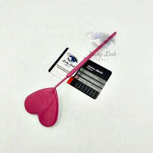 Hot Pink Sparkle Acero inoxidable Micro Scissor Herramienta de extensiones de pestañas en forma de corazón elegante y sostenible con etiqueta privada - Product Image 1