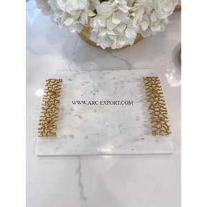 Plateau de serveur en marbre et laiton de grande taille au design luxueux avec motif de fleurs 2 poignées Plateau à dessert classique de meilleure qualité - Product Image 3