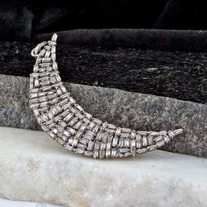 Baguette Naturelle Diamant Oxydé 925 Argent Demi-Lune Charme 15X60 MM Pendentif Fine Bijoux Faits À La Main En Gros - Product Image 4