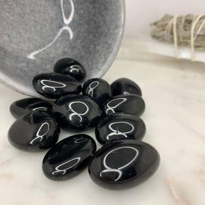 PIERRE DE POCHE D'OBSIDIENNE NOIRE DE CRISTAL EN VRAC NATUREL DE VENTE EN GROS POUR LA MÉDITATION REIKI GUÉRISON PIERRE DE POCHE OBSIDIENNE NOIRE POLIE - Product Image 3