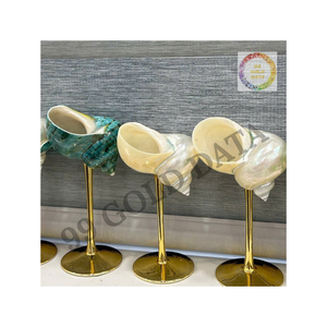 Verre à vin de coquillage fait à la main de luxe du Vietnam avec un artisanat exquis pour des repas élégants et des cadeaux - Product Image 1