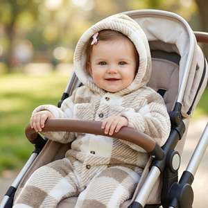Combinaison à capuche imprimée pour bébé garçon avec motif Carreaux Technics - Product Image 2