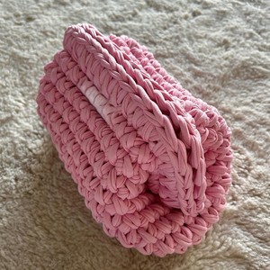 Lovely Pink Shade camiseta Yarn Chunky Summer Vibe Clutch Bag con cierre de cierre - Product Image 2