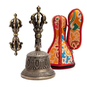 Ensemble de cloches à couronne noire et Vajra: gravures de 19cm sur Astamangala, Pancha Bouddha et Mantra Sacré-Essentiel de prière et de méditation
