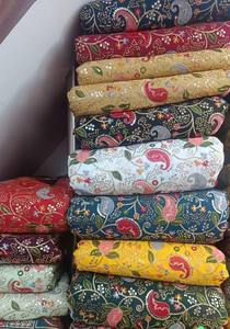 Paillettes-Tissus ornés pour tenues de soirée pour garçons et occasions spéciales Accessoire non tissé respirant avec glamour et étincelle - Product Image 5