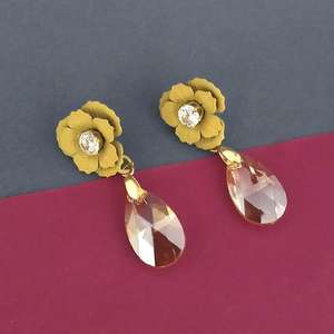 Urthn 1315710C Gold Plated Austrian Stone Dangler Earrings Yellow <b>Floral</b> Drop Earrings for Wedding Party Geometric Christian - Product Image 1